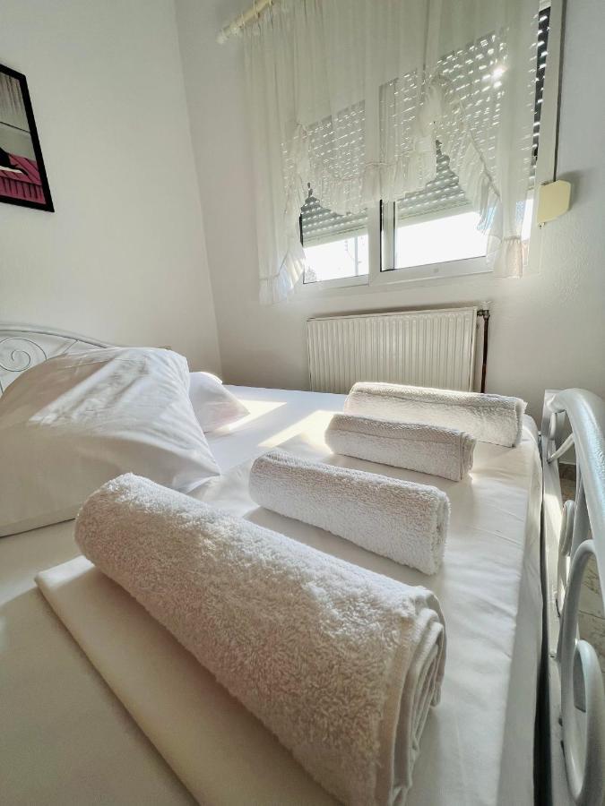 Atlantis Apartments Vrasná Dış mekan fotoğraf