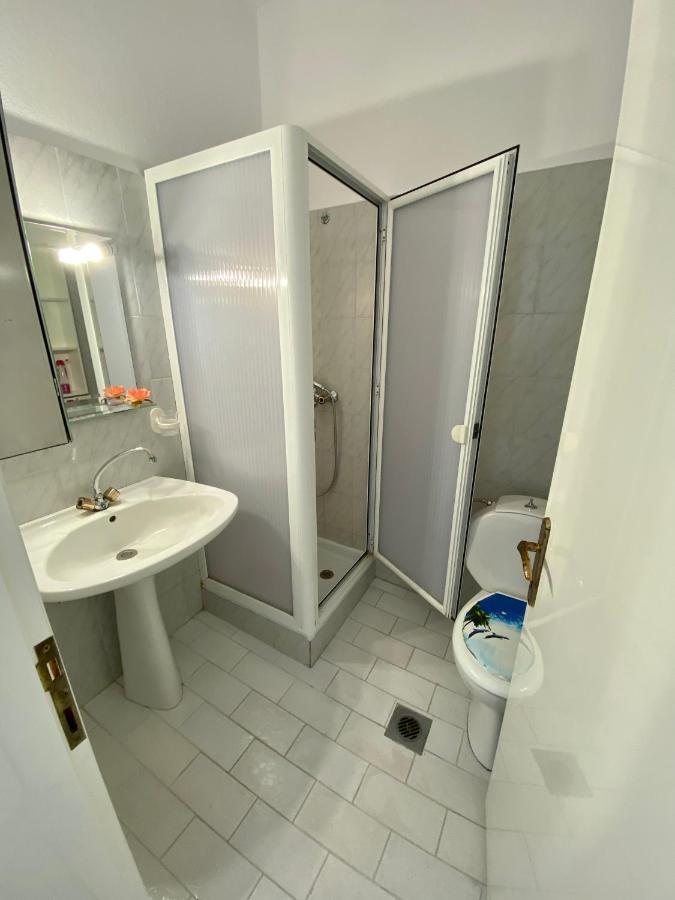 Atlantis Apartments Vrasná Dış mekan fotoğraf