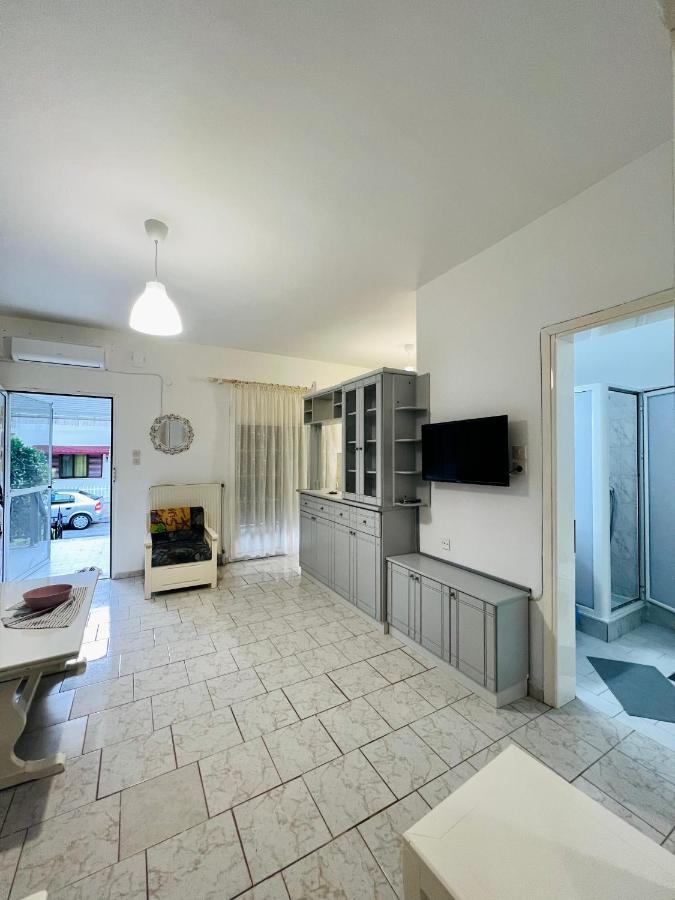 Atlantis Apartments Vrasná Dış mekan fotoğraf