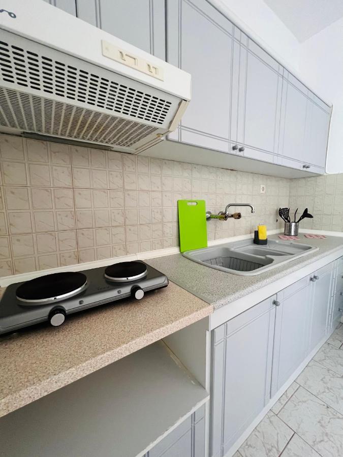 Atlantis Apartments Vrasná Dış mekan fotoğraf