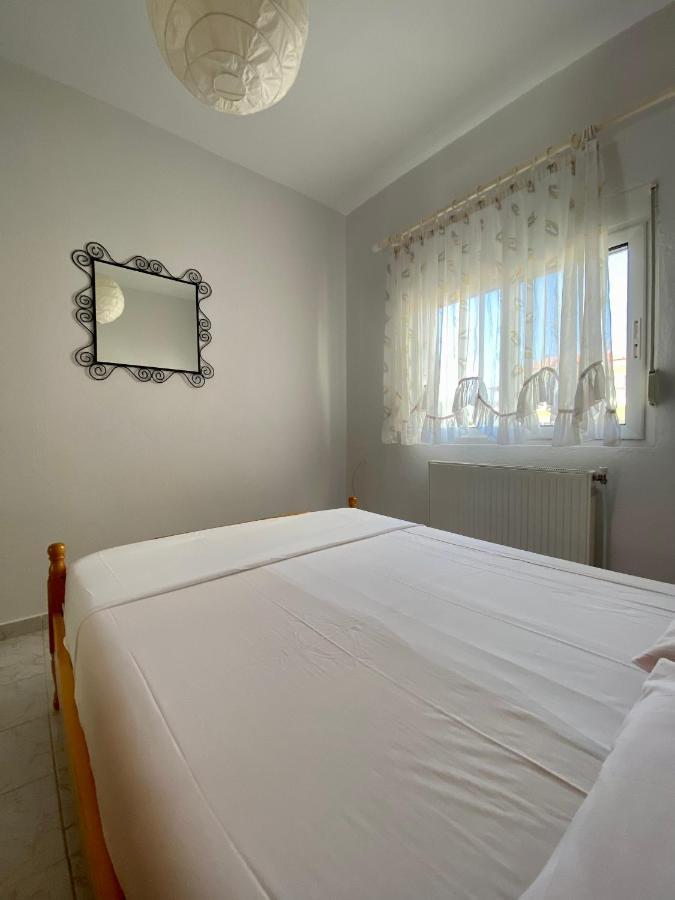 Atlantis Apartments Vrasná Dış mekan fotoğraf
