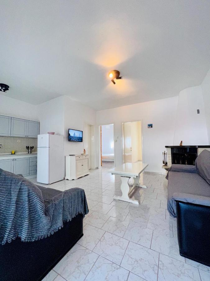 Atlantis Apartments Vrasná Dış mekan fotoğraf