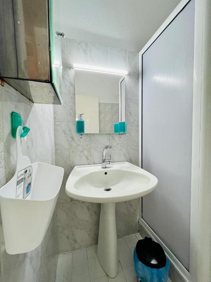 Atlantis Apartments Vrasná Dış mekan fotoğraf