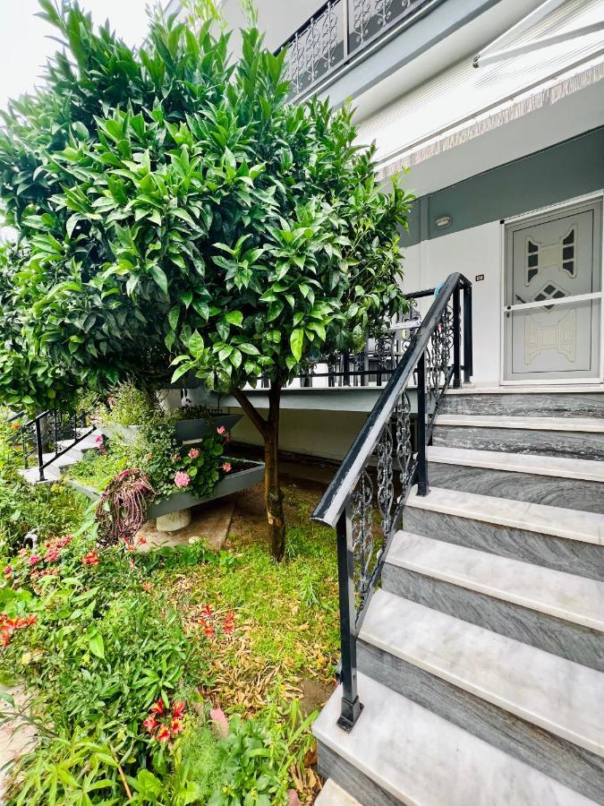 Atlantis Apartments Vrasná Dış mekan fotoğraf
